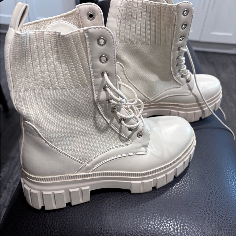 Women's White Lace-Up Boots